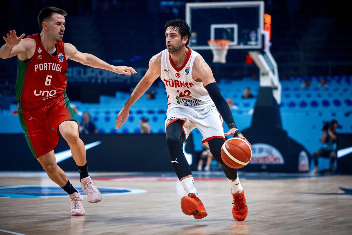 下载-打了3场还没有找回手感，前76人侧翼得分手的状态令人感到担心？