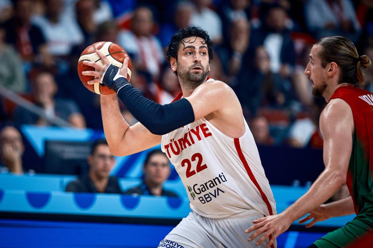 下载-打了3场还没有找回手感，前76人侧翼得分手的状态令人感到担心？