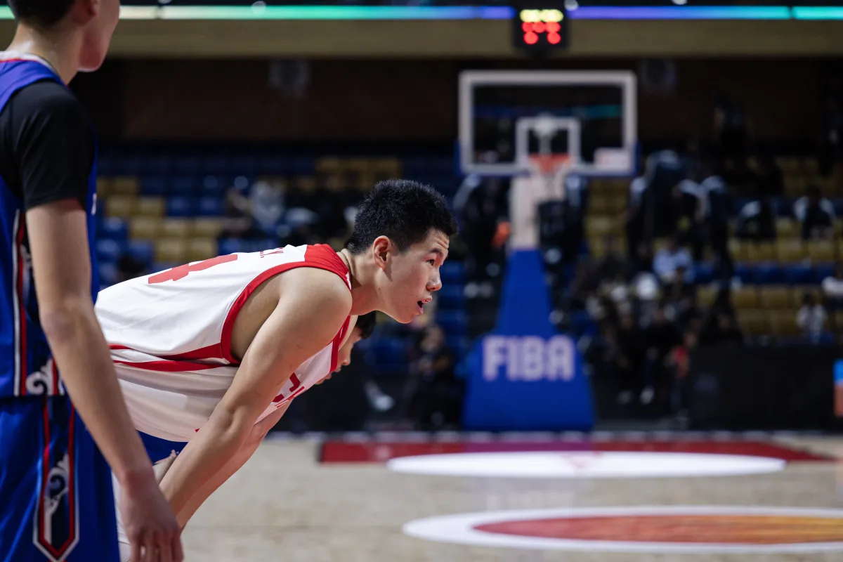 华体会 hth-中国男篮又出内线天才?15岁少年已2.08米 三战50+38+7帽看齐周琦