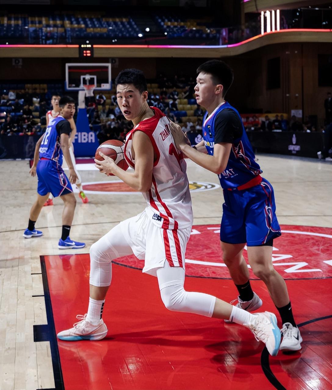 华体会 hth-中国男篮又出内线天才?15岁少年已2.08米 三战50+38+7帽看齐周琦