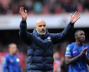 马雷斯卡:有时边后卫覆盖距离更远,让R-詹姆斯踢中场对他有帮助