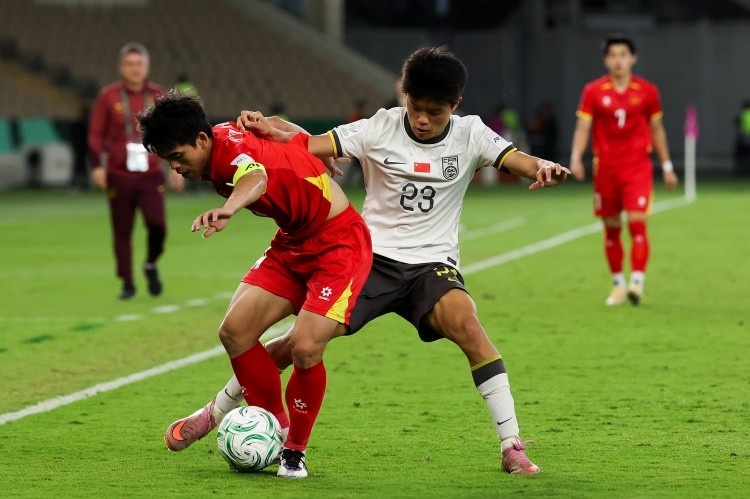 华体会app下载入口-2026赛季中超前瞻:争冠集团阵容庞大,“闯入者”雄心勃勃!