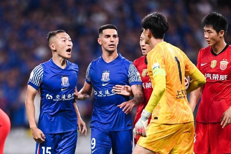 华体会app下载入口-2026赛季中超前瞻:争冠集团阵容庞大,“闯入者”雄心勃勃!