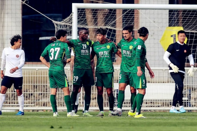 华体会app下载入口-2026赛季中超前瞻:争冠集团阵容庞大,“闯入者”雄心勃勃!