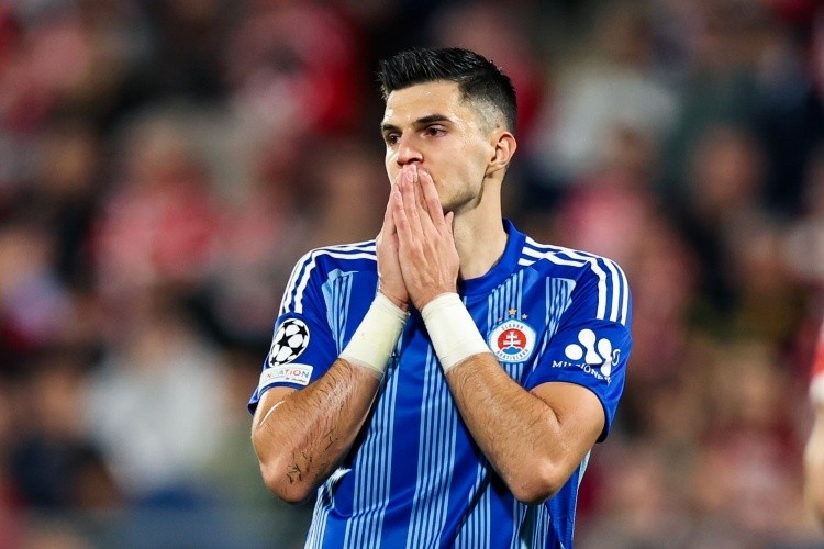 华体会app下载入口-2026赛季中超前瞻:争冠集团阵容庞大,“闯入者”雄心勃勃!