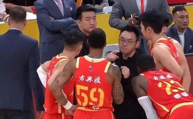 92-90绝杀！广厦主场爆冷输山西，孙铭徽缺阵成关键？